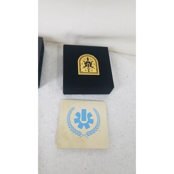 Destiny 2 Vidmater Seal Pin Bungie Rewards‎ Medallion RARE RETIRED - Picture 3 of 5